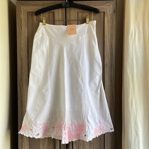 Women’s knee length skirt